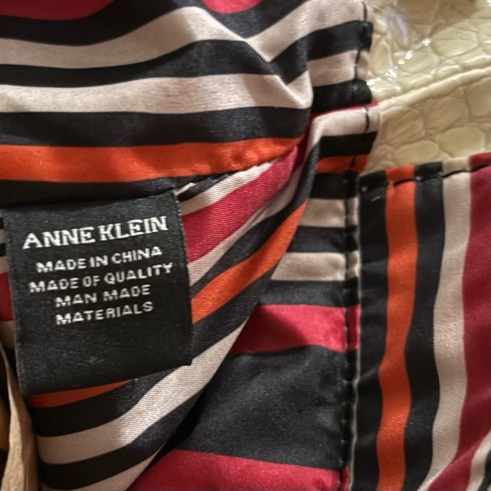 Anne Klein Cream Hobo Tote Style Handbag